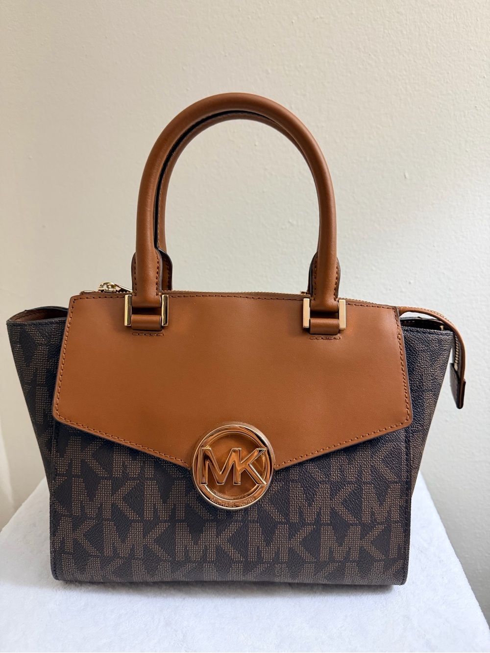 Michael Kors Satchel Bag✨